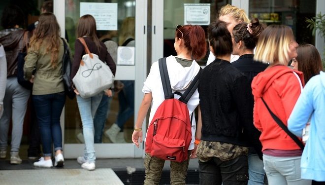 Conoscere e saper fare, la scuola da sola non basta