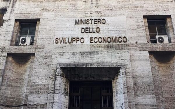 Trasformazione digitale, ecco il bando Mise per gli incentivi alle imprese