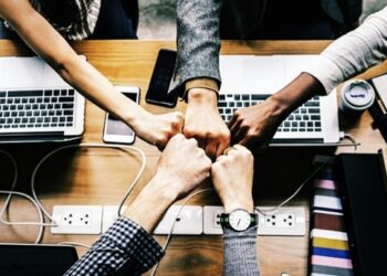 Non buonismo ma voglia di crescere…ecco le imprese coesive