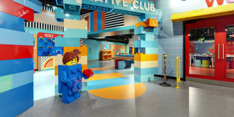 È firmata Tarkett la copertura del pavimento del nuovo LEGO® Discovery Centre di Bruxelles