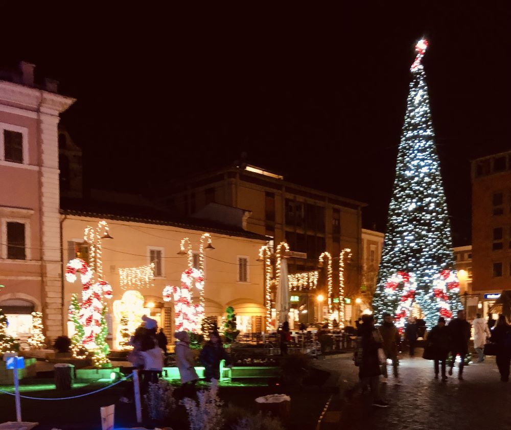 Le luminarie in centro-città a Terni