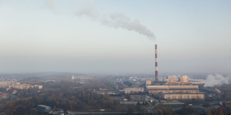 Politiche climatiche, dal Politecnico di Milano, alternative per contenere i costi