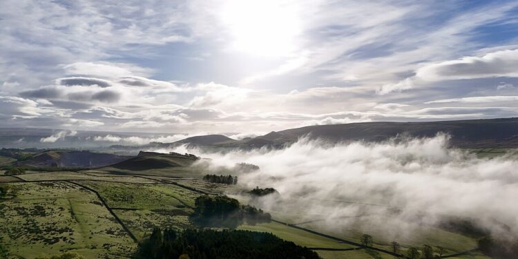 Nubi basse sopra lo Yorkshire Dales National Park (foto Markas1370-Wikimedia-Commons-Licenza-CC_BY_SA-4.0 jpg)