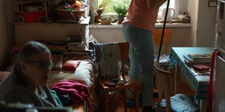 Lavoro domestico in primo piano (Foto pexels jsme mila)